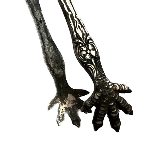 T.H. Marthinsen Tongs E.P.N.S. Norway Plated 4 1/2” Sugar Cube Claw Floral - Picture 6 of 7